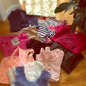 Bundle of 11 tops